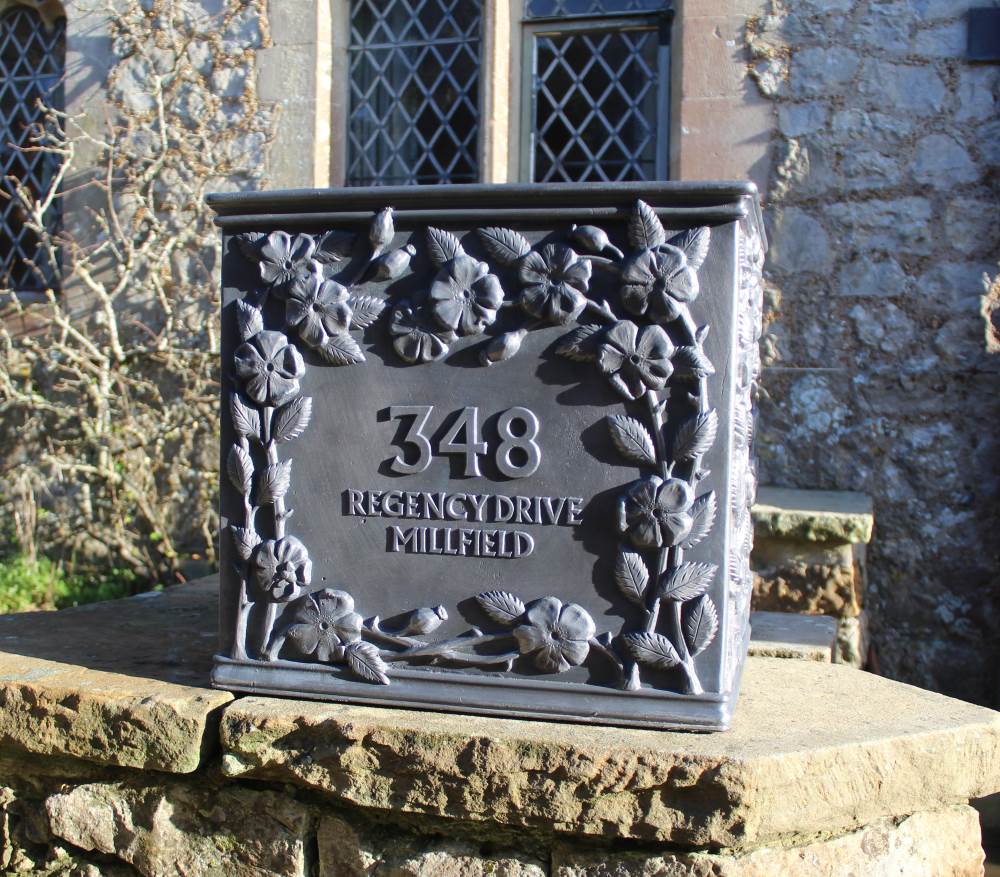 ARTS AND CRAFTS BESPOKE LEAD PLANTER - Image 5