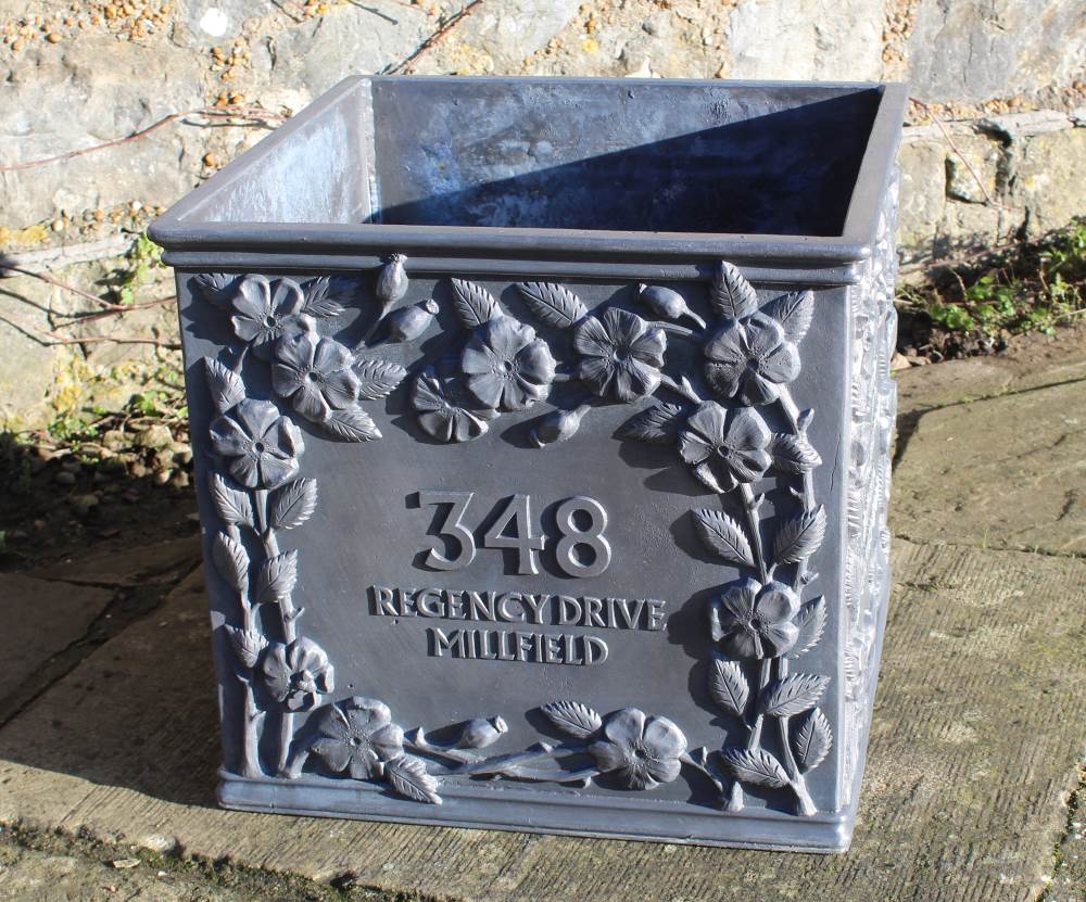 ARTS AND CRAFTS BESPOKE LEAD PLANTER - Image 4