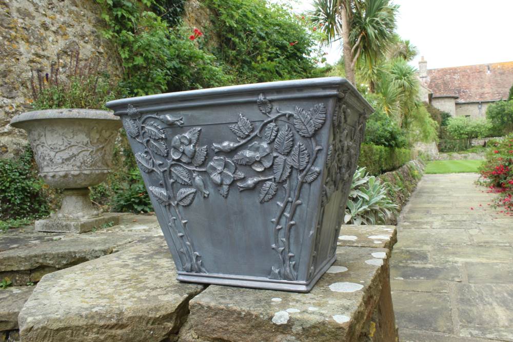 ARTS & CRAFTS LEAD PLANTER - Image 4