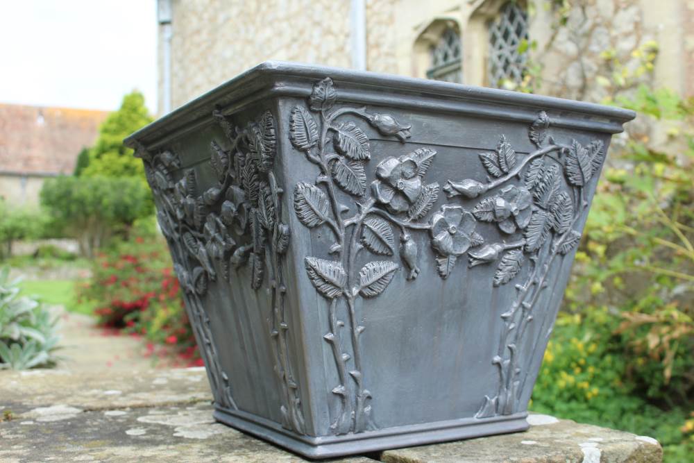 ARTS & CRAFTS LEAD PLANTER - Image 5