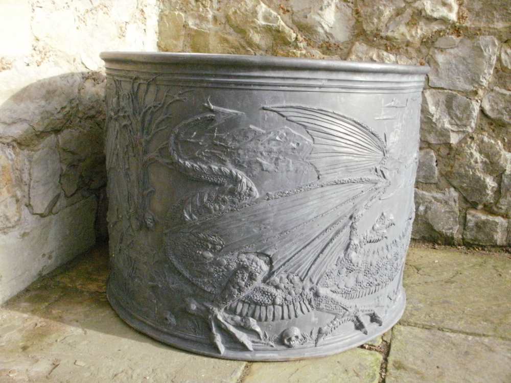 SAINT GEORGE AND THE DRAGON ROUND LEAD CISTERN - Image 4