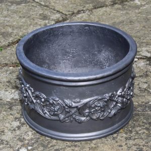 ACANTHUS ROUND LEAD PLANTER. 4 PATTERN REPEATS