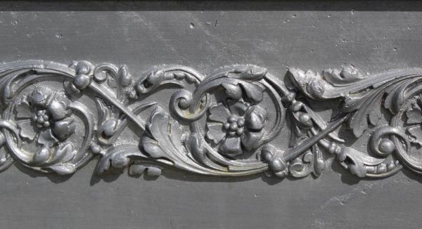 Large-Acanthus-WB-Close