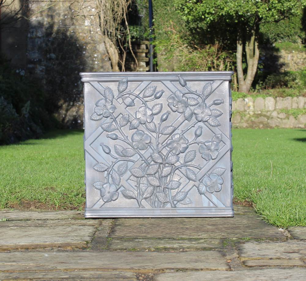 ARTS & CRAFTS DOG ROSES SQUARE LEAD PLANTER - Image 4