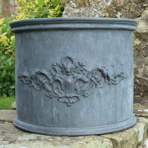 TRIUMPHANT CREST LEAD PLANTER