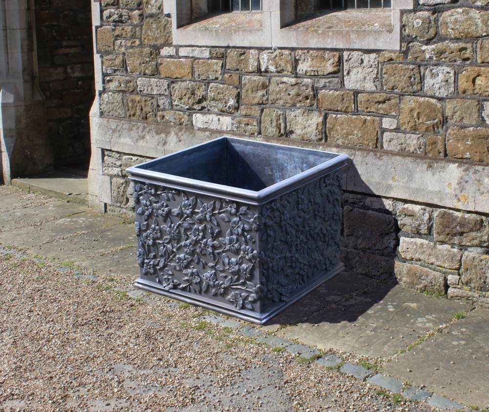 RAMBLING ROSE SQUARE LEAD PLANTER - Image 3